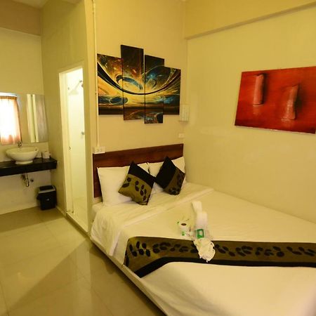 Khaosan Green House Hotel Bangkok Extérieur photo