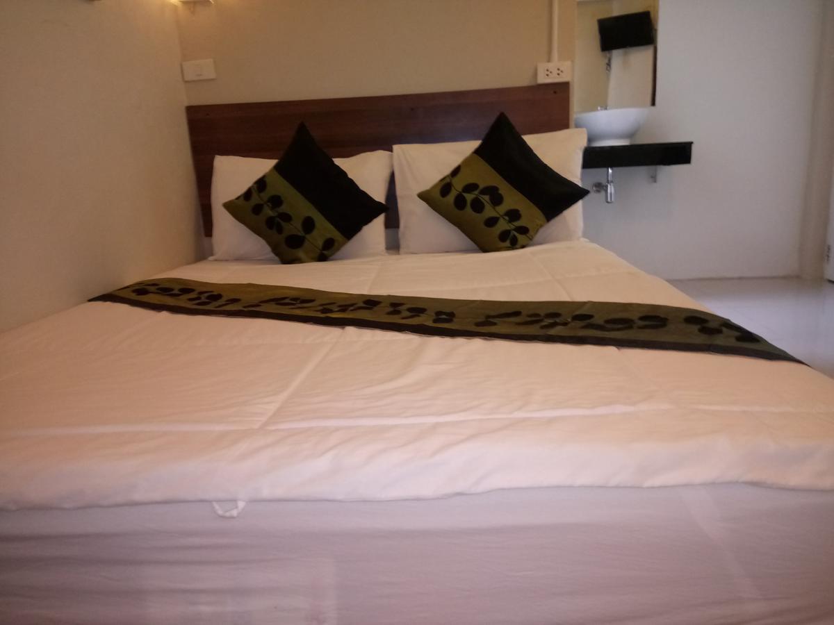 Khaosan Green House Hotel Bangkok Extérieur photo